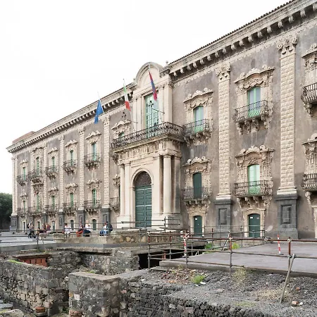 Nyaraló Benedettini Charming House Catania